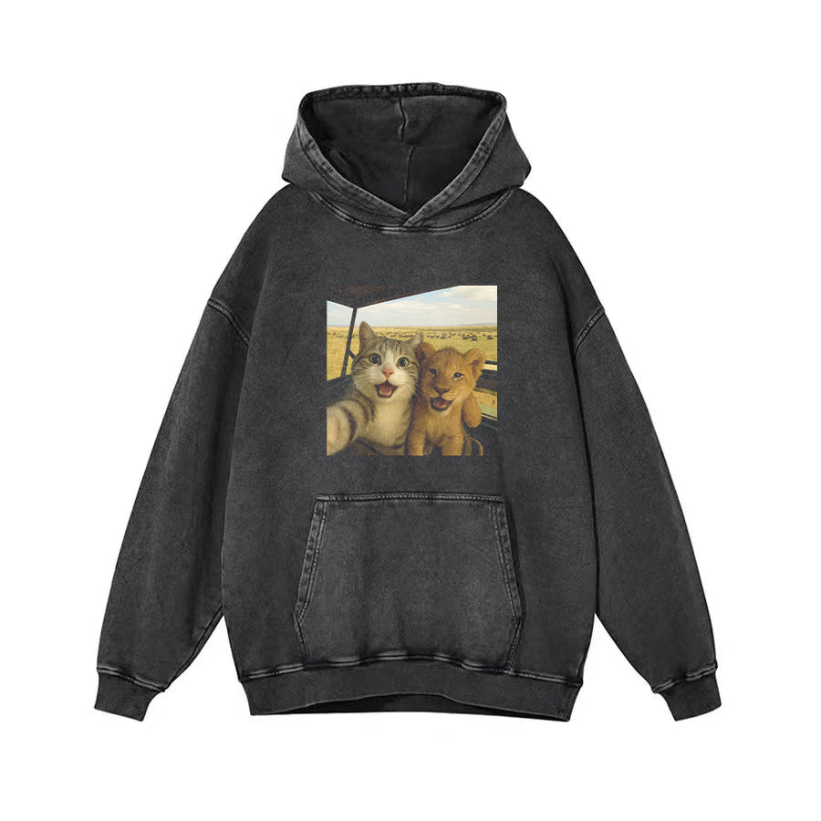 Cat Taking Selfie with Cousin Funny T-Shirt