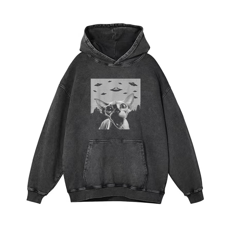 Sphynx Cat Taking Selfie with UFOs Funny T-Shirt