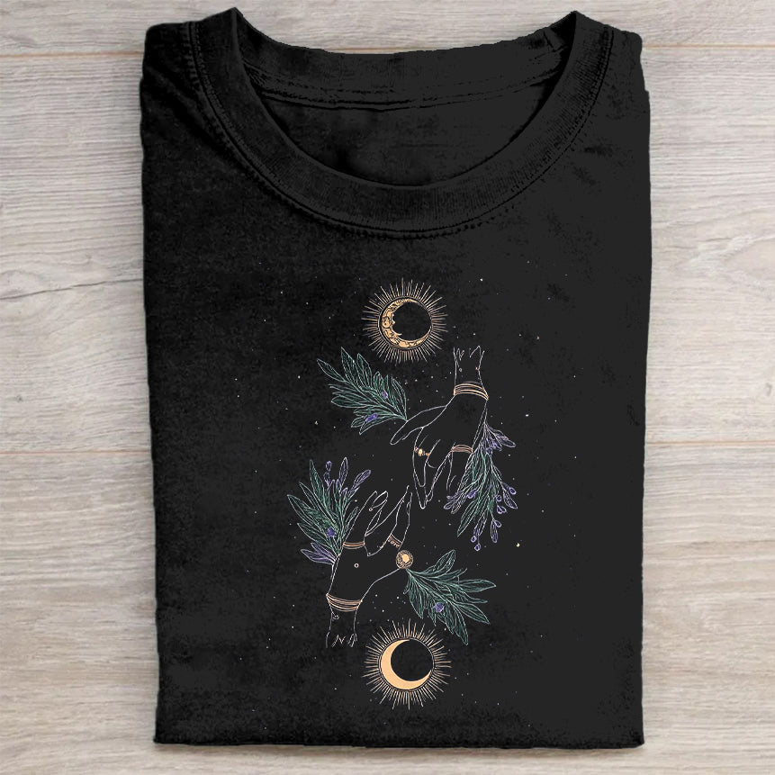 Short Sleeve Black T-Shirt with Celestial Moon and Branches Print for Casual Wear