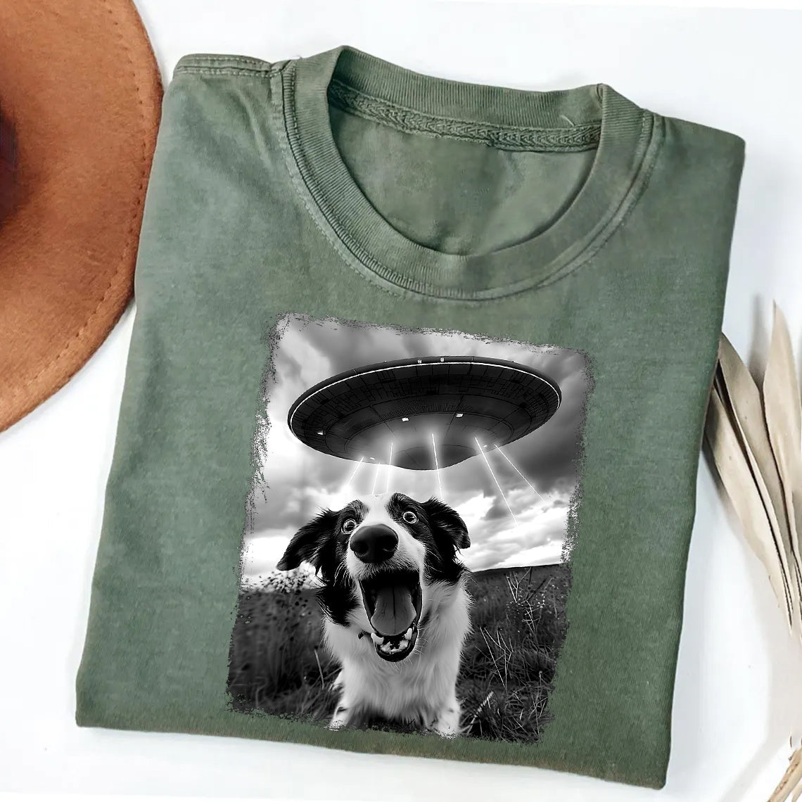 Australian Shepherd Dog UFO Alien Extraterrestrial Selfie T-Shirt