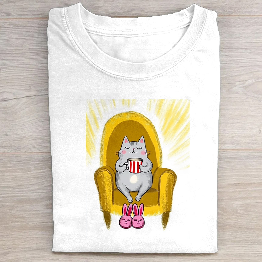 Crew Neck White T-Shirt with Cozy Cat in Armchair Print for Casual Wear
