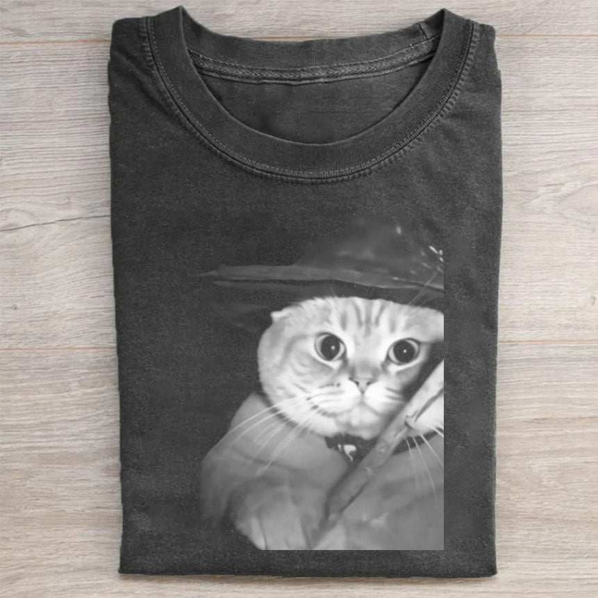 Vintage Cat in Hat Graphic T-Shirt