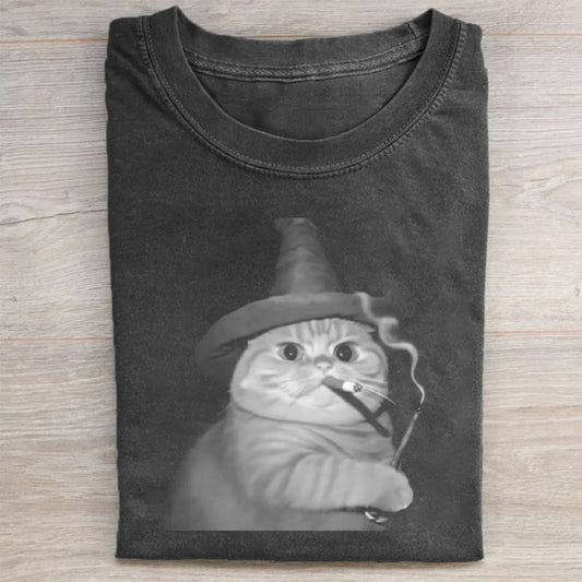Cute Cat in Witch Hat with Pipe Graphic Print T-Shirt