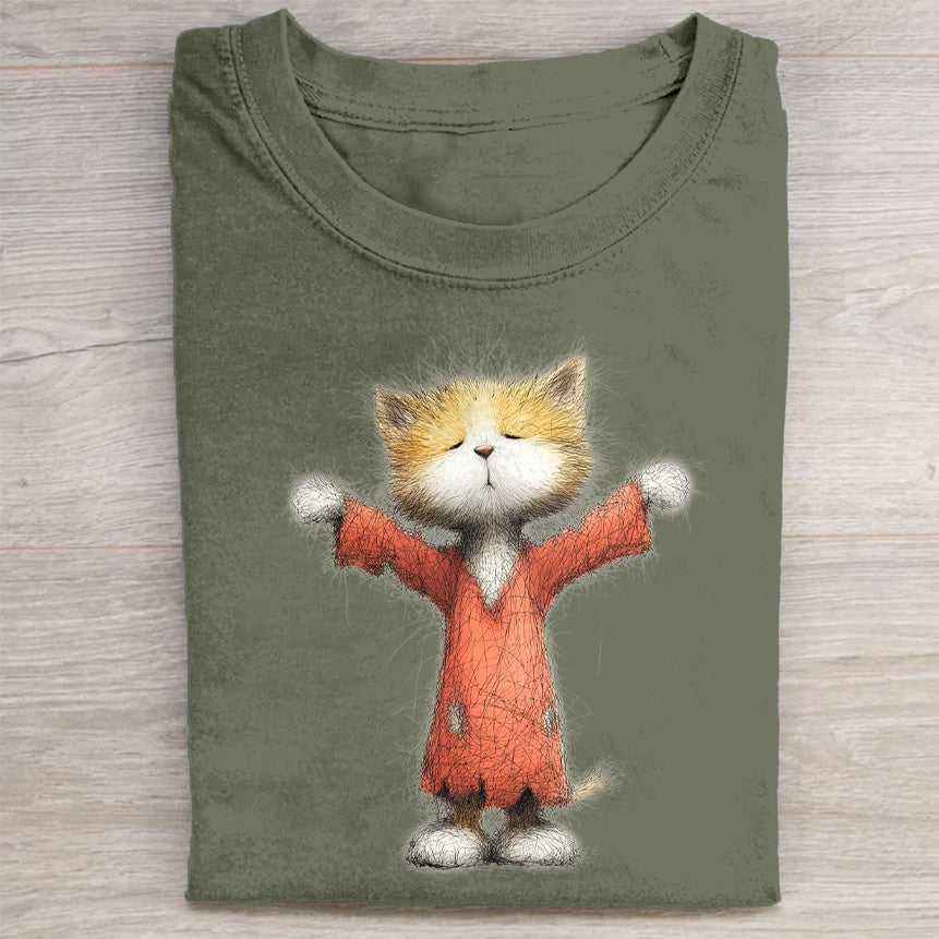 Cute Cat in Red Sweater Graphic Print T-Shirt