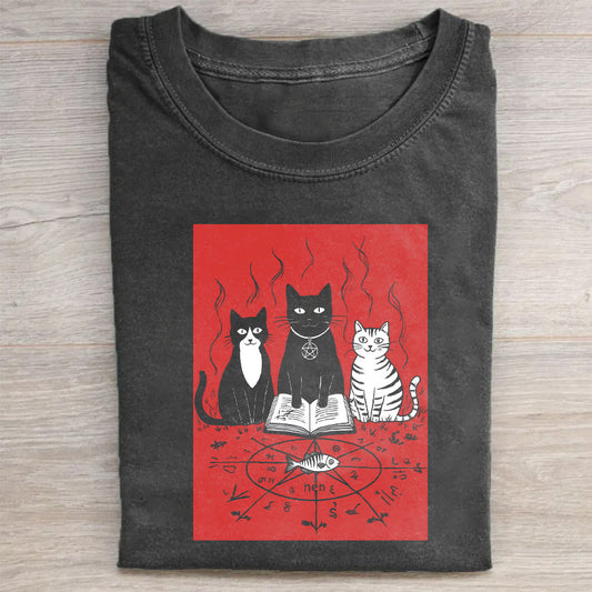 Cute Cats with Pizza Graphic T-Shirt for Men Women - Fun Animal Lover Tee - Black Cotton Casual Short Sleeve Top