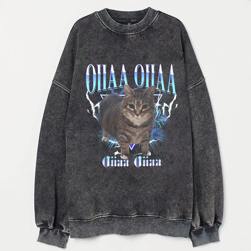 OIIA OIIA CAT Spinning Cat Funny  T-Shirt
