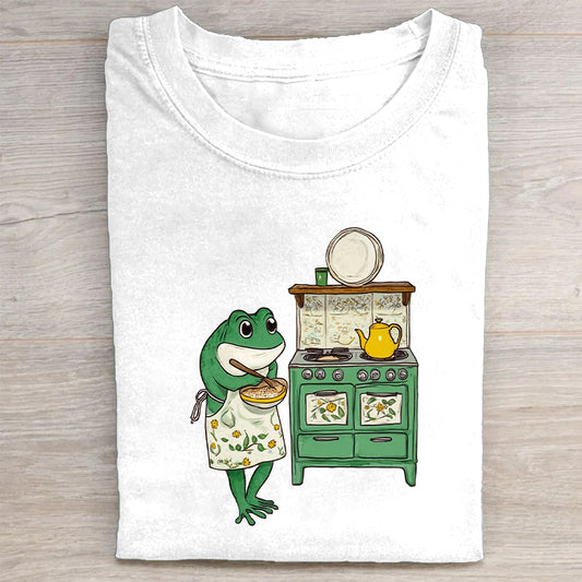 Cute Frog Chef Cooking in Kitchen Graphic Print T-Shirt