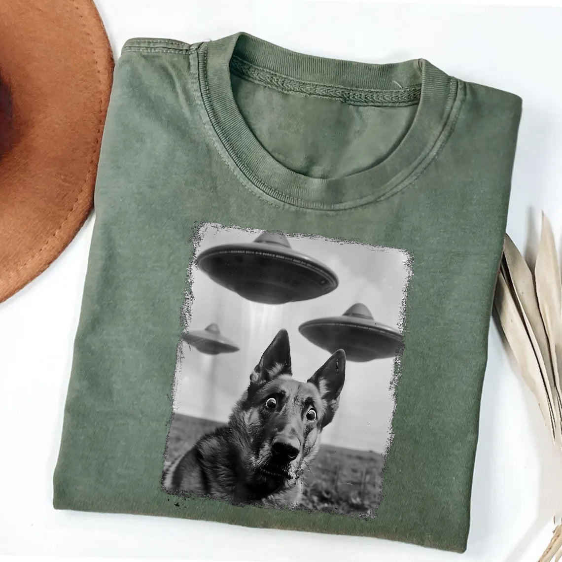 German Shepherd Dog Taking Selfie with UFOs Funny T-Shirt