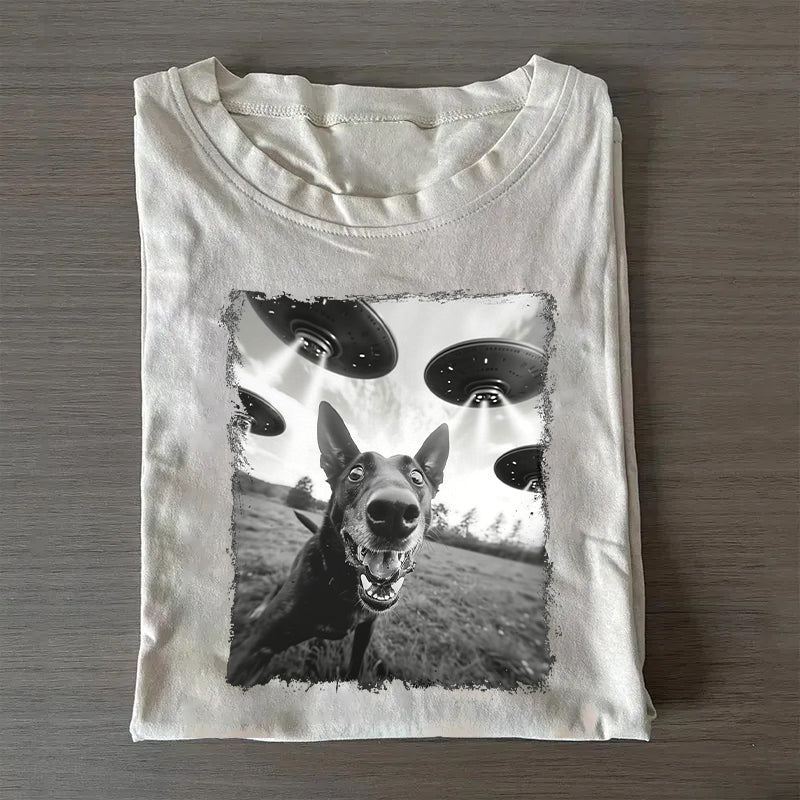 Belgian Malinois Dog UFO Alien Extraterrestrial Selfie Long Sleeve T-Shirt