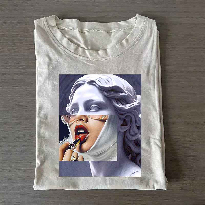 Vintage Graphic T-Shirt with Classic Art Print Women's Fashion Tee