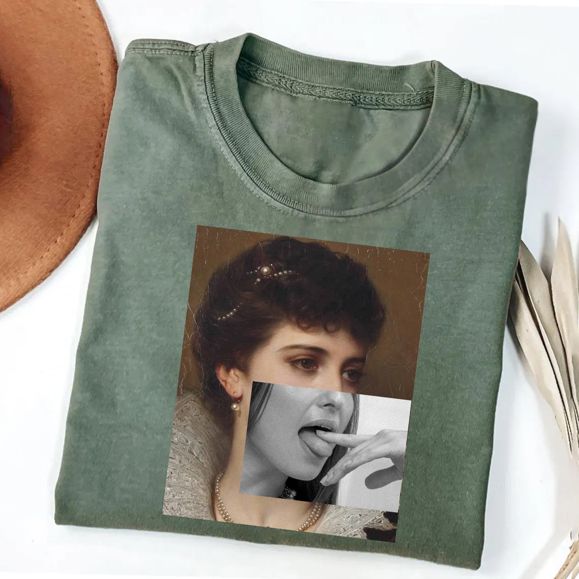Vintage Graphic T-Shirt with Retro Portrait Design for Women Men Unisex T-Shirt