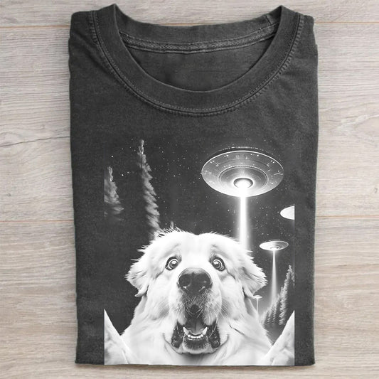 Great Pyrenees Taking Selfie with UFOs Funny T-Shirt - heygraff