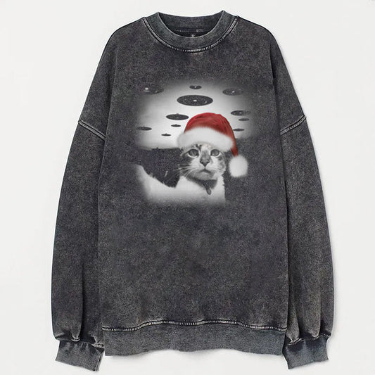 Christmas Cat Selfle With UFO Art Acid Wash Sweatshirt