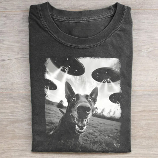 Belgian Malinois Dog UFO Alien Extraterrestrial Selfie Long Sleeve T-Shirt