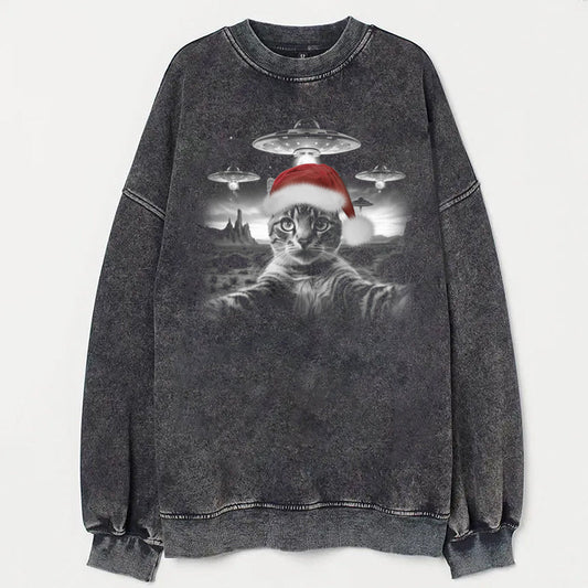 Christmas Cat Selfle With UFO Art Acid Wash Sweatshirt