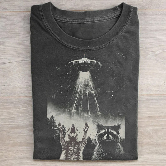 Raccoon Taking Selfie with UFOs Funny T-Shirt/Sweatshirt - heygraff