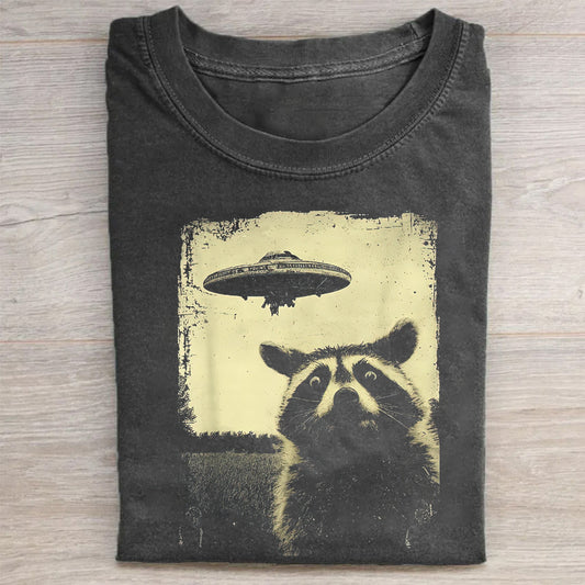 Raccoon Taking Selfie with UFOs Funny T-Shirt/Sweatshirt - heygraff