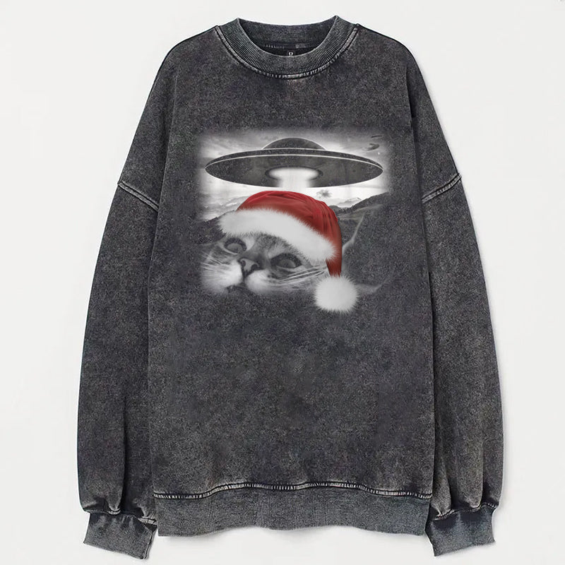 Christmas Cat Selfle With UFO Art Acid Wash Sweatshirt