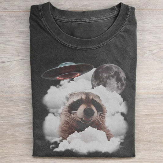 Raccoon Taking Selfie with UFOs Funny T-Shirt/Sweatshirt - heygraff