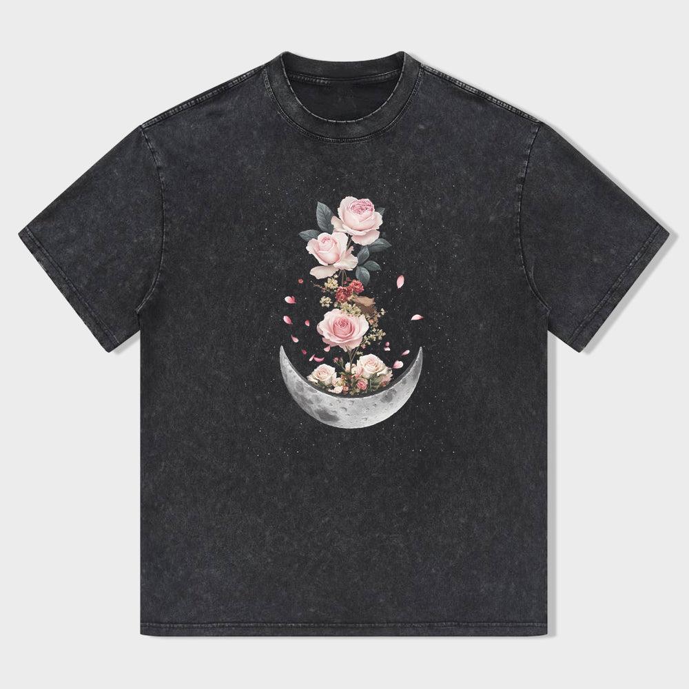 Round Neck Black T-Shirt with Moon and Roses Print for Casual Wear